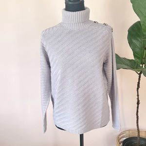 Evolution by Cyrus Light Purple Orion Button Turtleneck Sweater NWOT